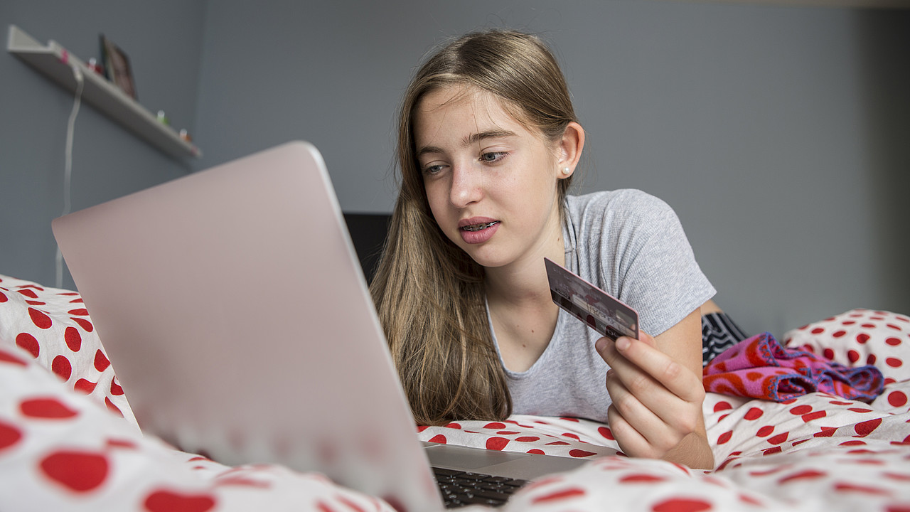 Acheter et télécharger: Jeunes et media